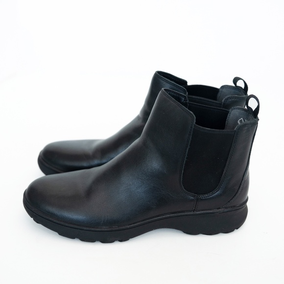 Vionic. New! Waterproof Evergreen Ankle Boots. - Picture 6 of 13